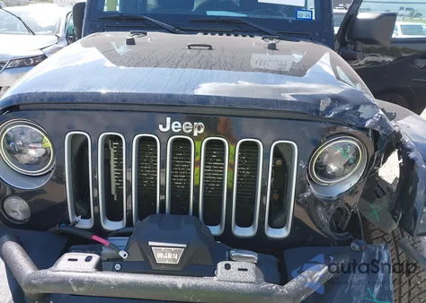 2017 Jeep Wrangler Unlimited Sahara z USA, uszkodzony, nr VIN 1C4BJWEG2HL736673